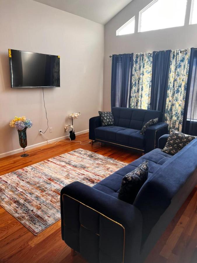 Springview Homes 12Mins From Ewr & 3 Mins From University Hospital نيوآرك المظهر الخارجي الصورة